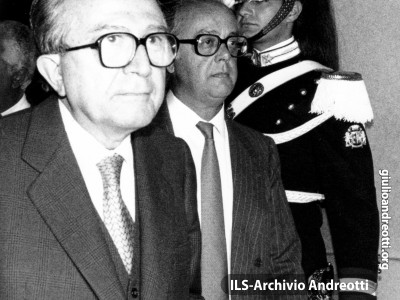 5 aprile 1991. Andreotti in Quirinale durante la crisi di governo.