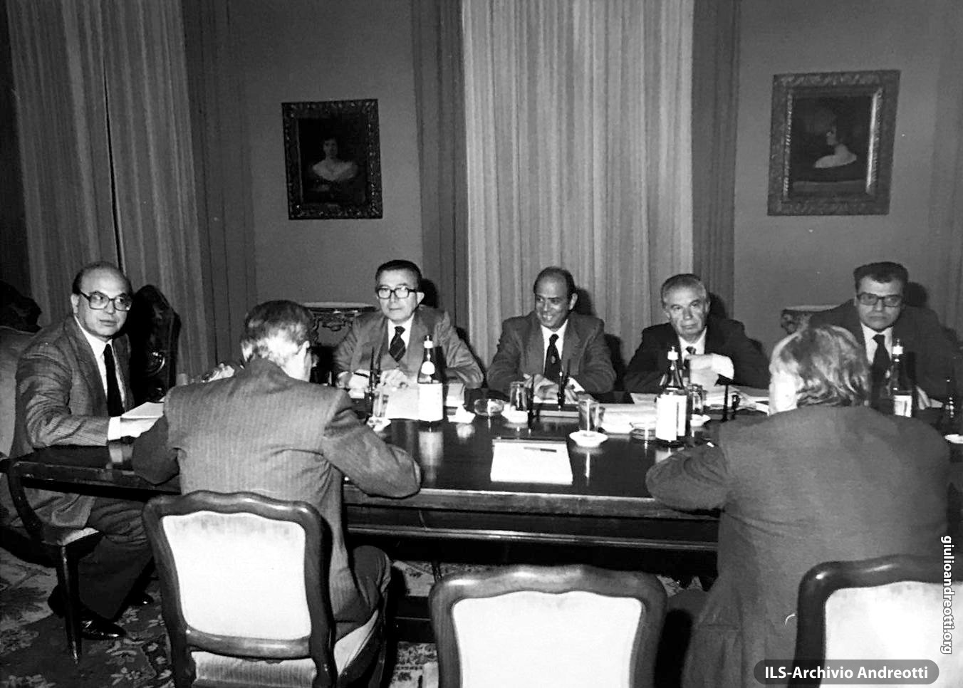 15 dicembre 1983. Consiglio di Gabinetto con Craxi, Altissimo, Darida e Longo