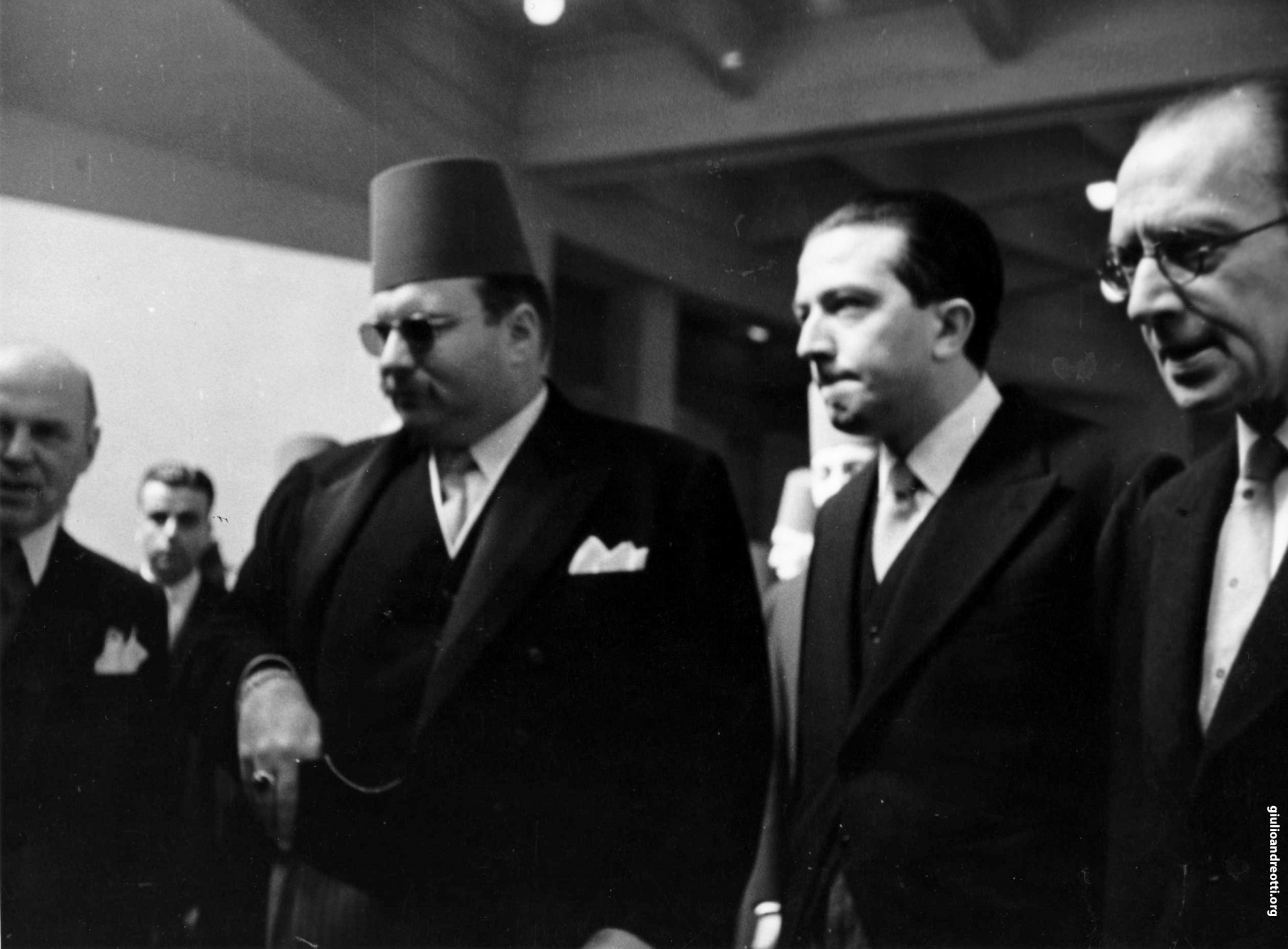 Con il re di Egitto Faruq al Cairo nel 1951 Immagine 1