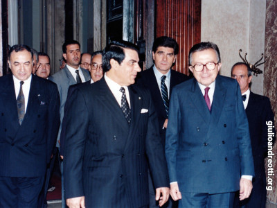 A colloquio con il presidente tunisino Ben Alì a palazzo Chigi. 1990 (foto Agi)