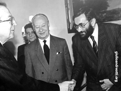 1991. Con Alexander Dubcek e la delegazione del Parlamento ceco a Roma