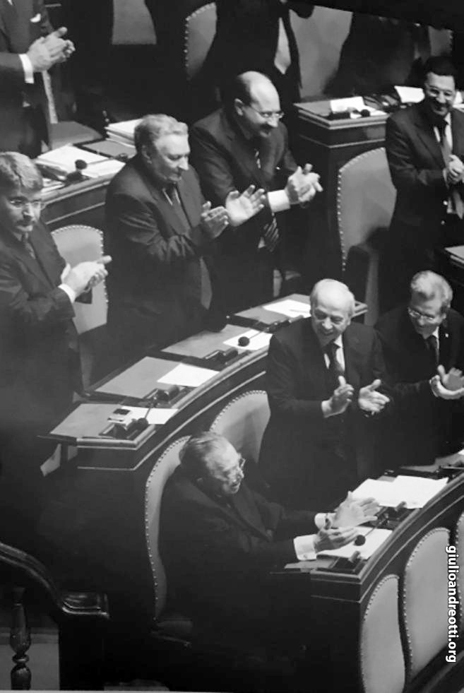 14 gennaio 2009. Andreotti festeggiato al Senato per i 90 ... Immagine 1