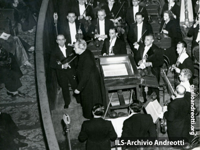 Napoli, teatro San Carlo. Rappresentazione della Turandot. Era il 16 dicembre 1949.