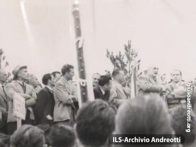 Il comizio di Arcinazzo della campagna elettorale del 1953.