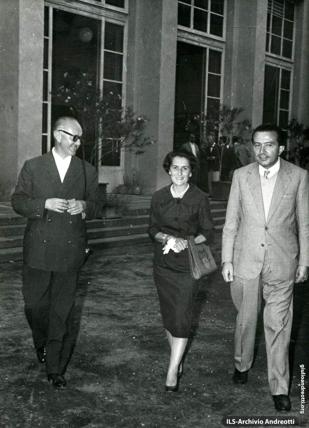 Giulio Andreotti con Livia nel 1959.