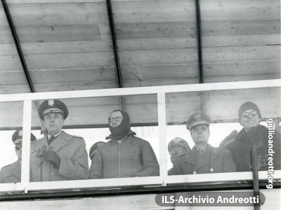Manovre militari invernali nel 1964.