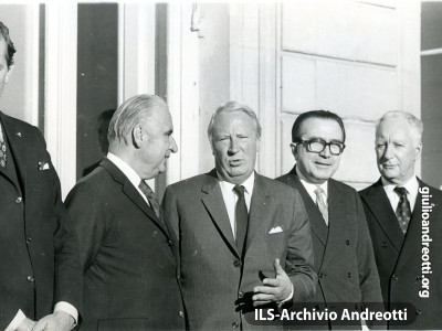 Ottobre 1972. Andreotti con George Pompidou ed Edward Heath.