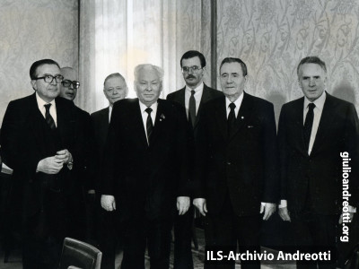 Mosca, 24 aprile 1984. Andreotti al Cremlino con Konstantin Chernenko e Andrei Gromiko.
