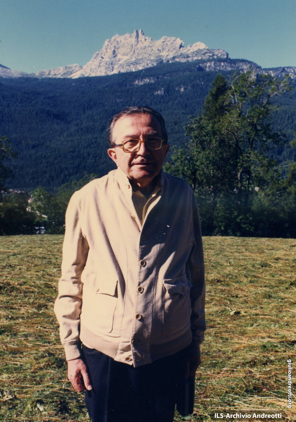 Andreotti in vacanza a Cortina nell'agosto 1988.