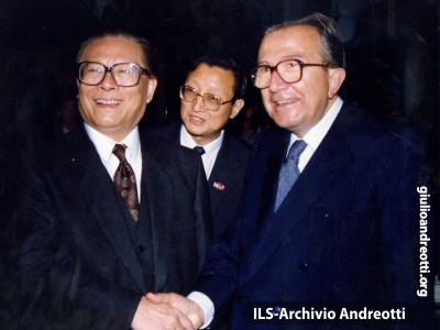 Andreotti con Jiang Zemin.