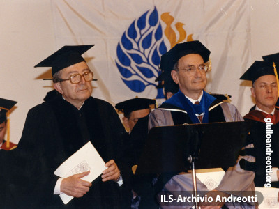 8 marzo 1990. Laurea Honoris Causa a Giulio Andreotti.