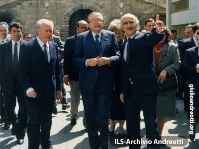 27 aprile 1990. Andreotti alla Conferenza interparlamentare di Nicosia.