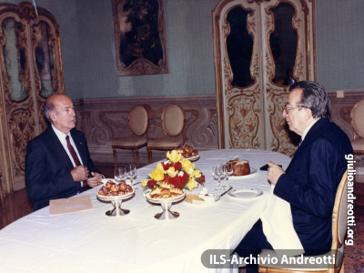 3 ottobre 1990. Colazione di a palazzo Chigi con Valery Giscard d'Estaing.