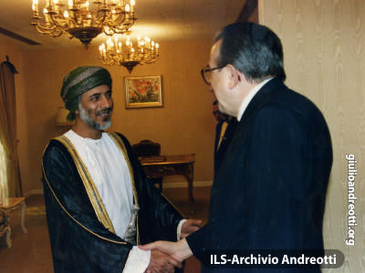 Andreotti con il sultano dell'Oman Qaboos Bin Said.