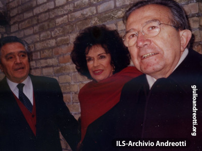 16 aprile 1995. Andreotti con il cognato di Andreotti, Gaetano Danese e sua moglie Ninì.