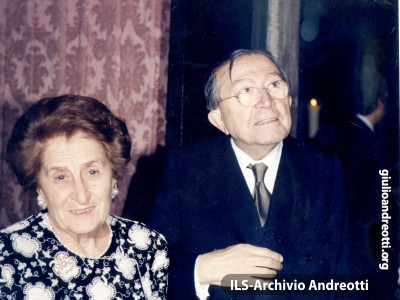 29 gennaio 1999. Andreotti alla festa per gli ottanta anni di Ernesta Santarelli.