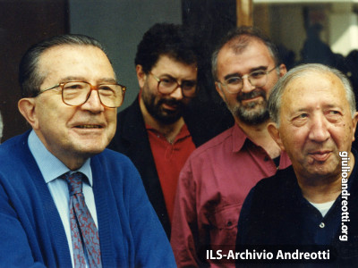 Agosto 1999. Andreotti con Don Giussani.