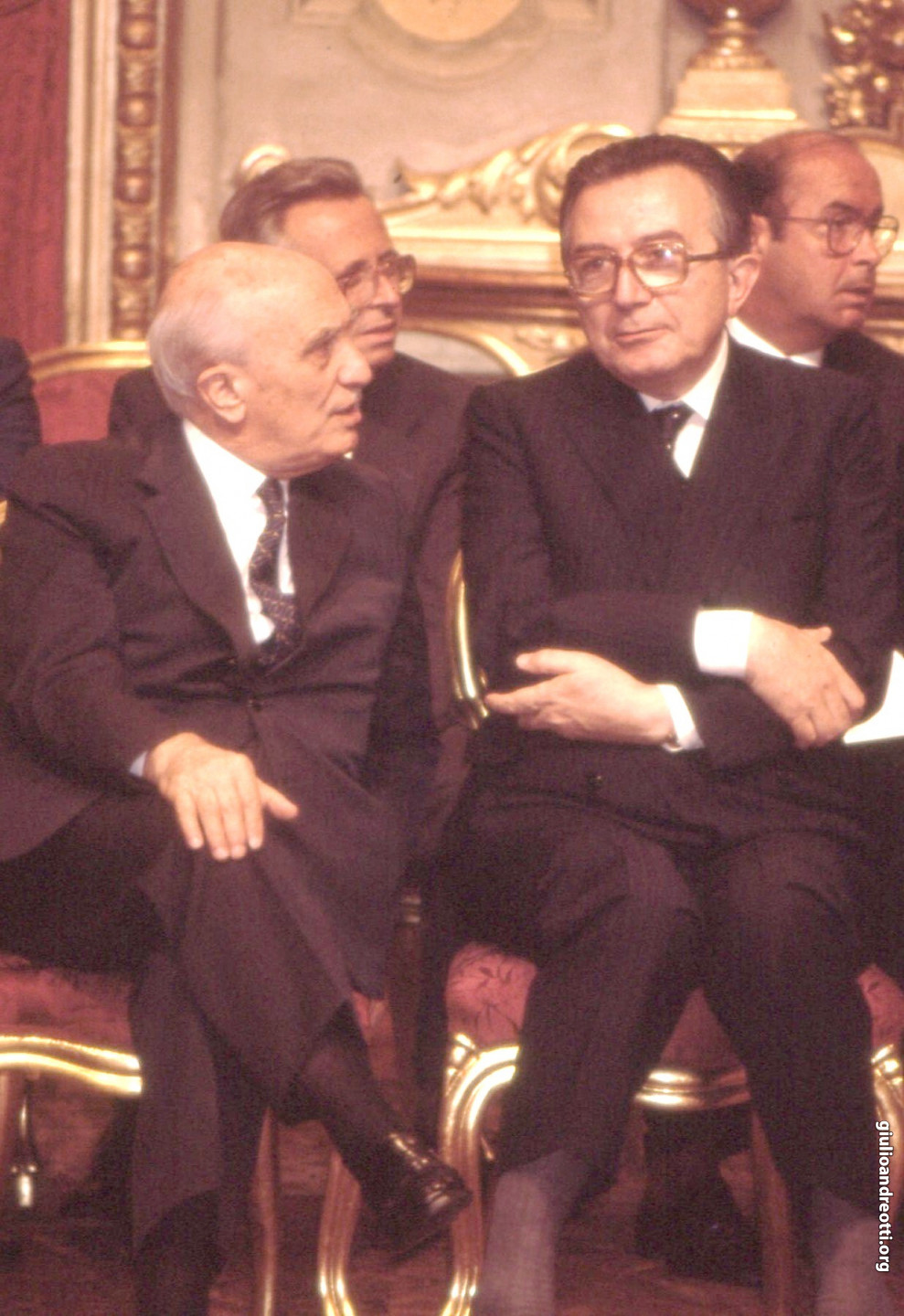 Andreotti, ministro degli Esteri, e Fanfani, ministro ... Immagine 1