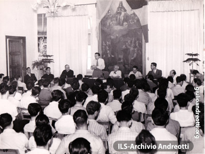 20 luglio 1950.Lezione di Andreotti al Corso di Orientamento sociale