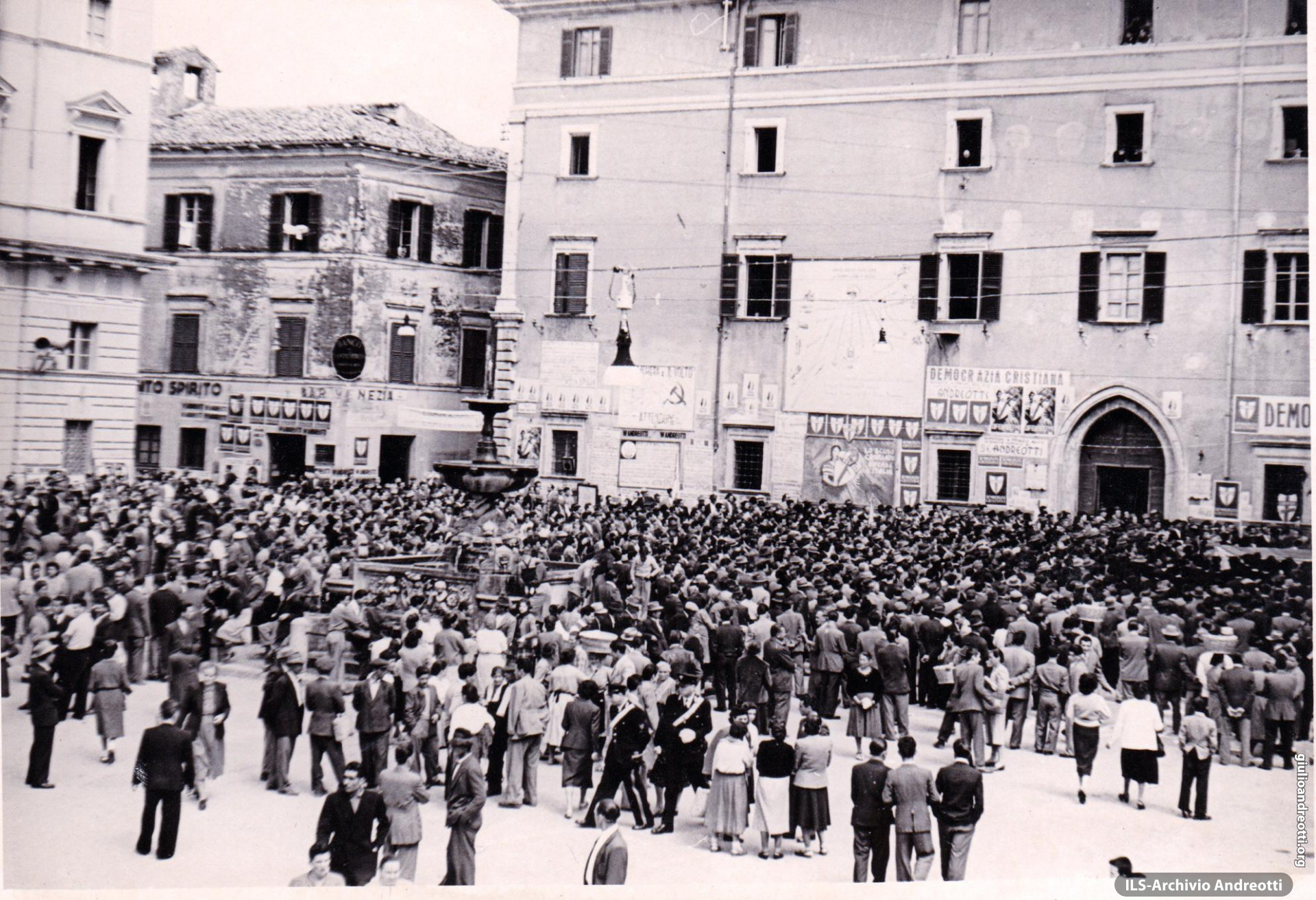 4 maggio 1952 Inaugurazione dell’acquedotto a Tacchiena, frazione di Alatri.