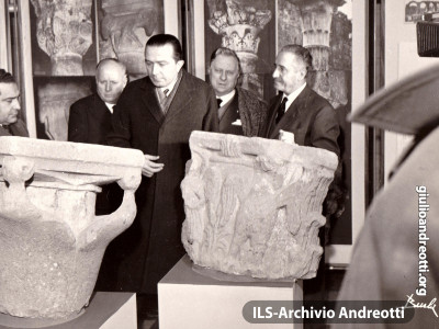 10 gennaio 1960. Andreotti inaugura a Viterbo la Mostra sui Monumenti della Tuscia.