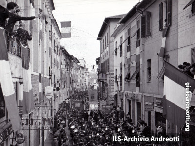 13 novembre 1960. Commemorazione con il Ministro Andreotti del Trentennale della I Crociera Atlantica ad Orbetello.