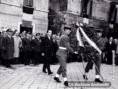 13 novembre 1960. Commemorazione con il Ministro Andreotti del Trentennale della I Crociera Atlantica ad Orbetello.