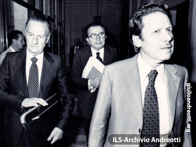 1 agosto 1978. Roma, Palazzo Sturzo, Andreotti con Zaccagnini e Piccoli, appena confermato Presidente del Consiglio nazionale della DC
