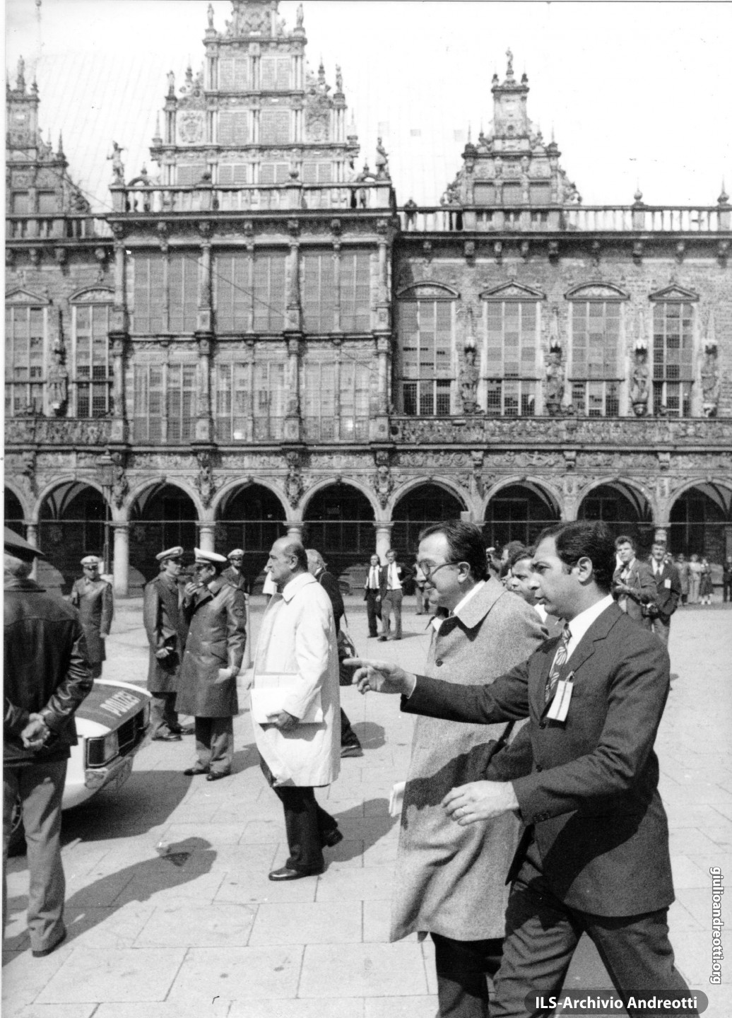 Copenaghen 6 aprile 1978. Andreotti giunge al Vertice della Comunità economica europea.